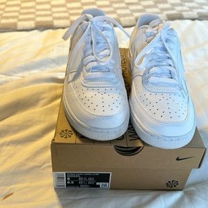 Women’s Nike Court Vision